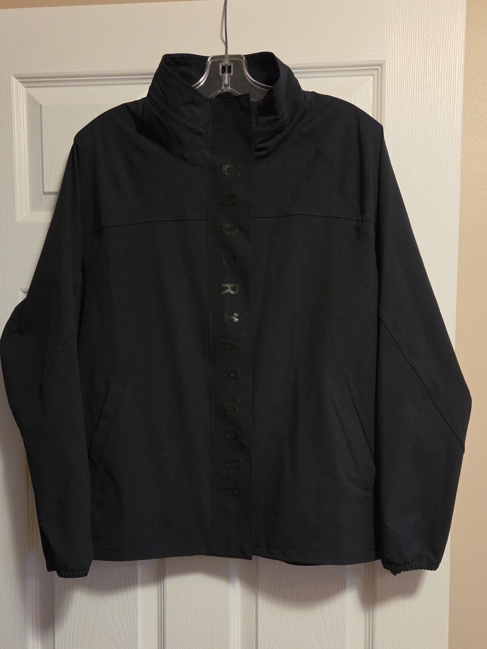 Under Armour Spring/fall Women's Lightweight Black Jacket